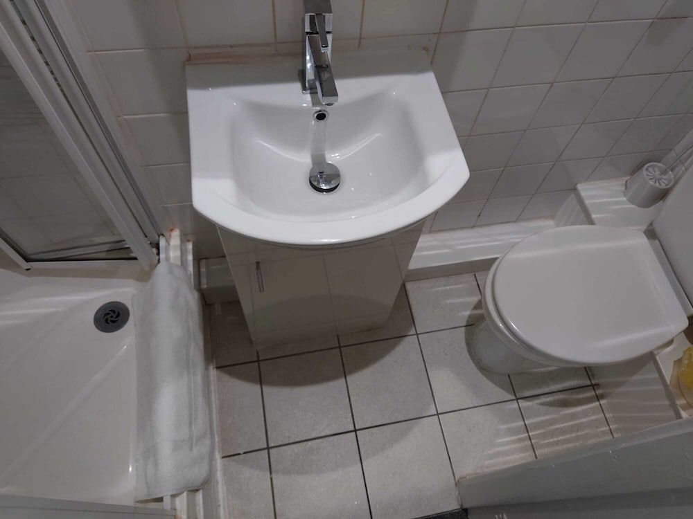 High Tide Hotel Standard Double Room, 1 Double Bed 8