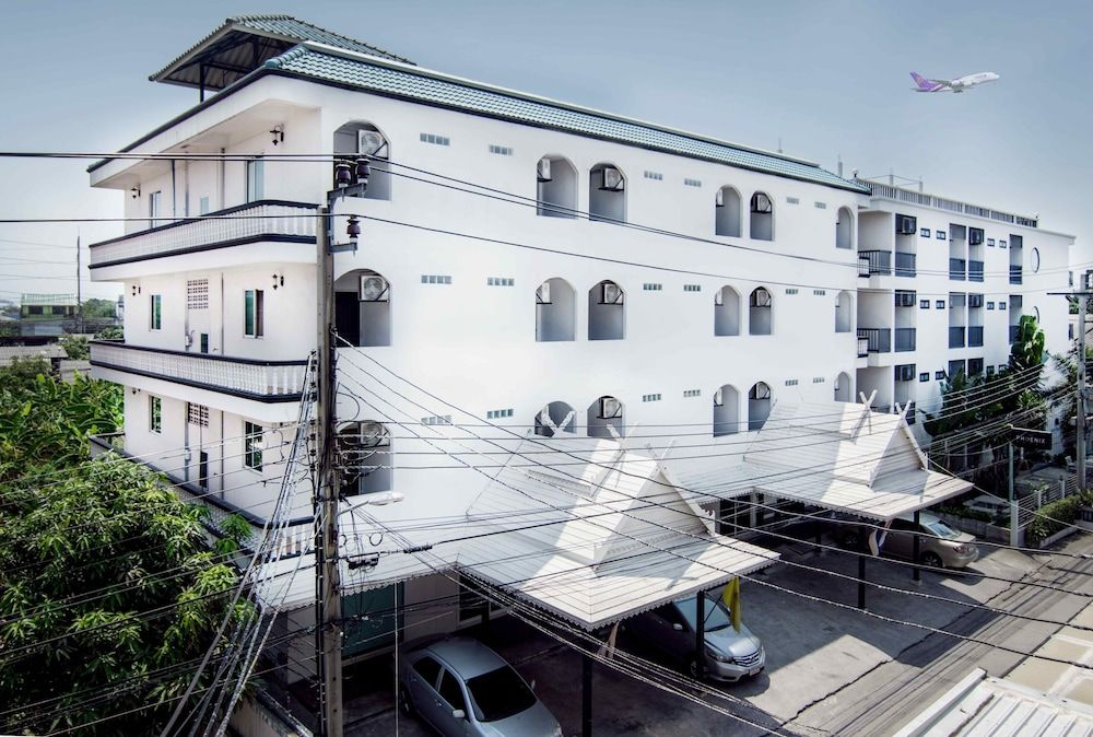 undefined The Phoenix Hotel Bangkok 2