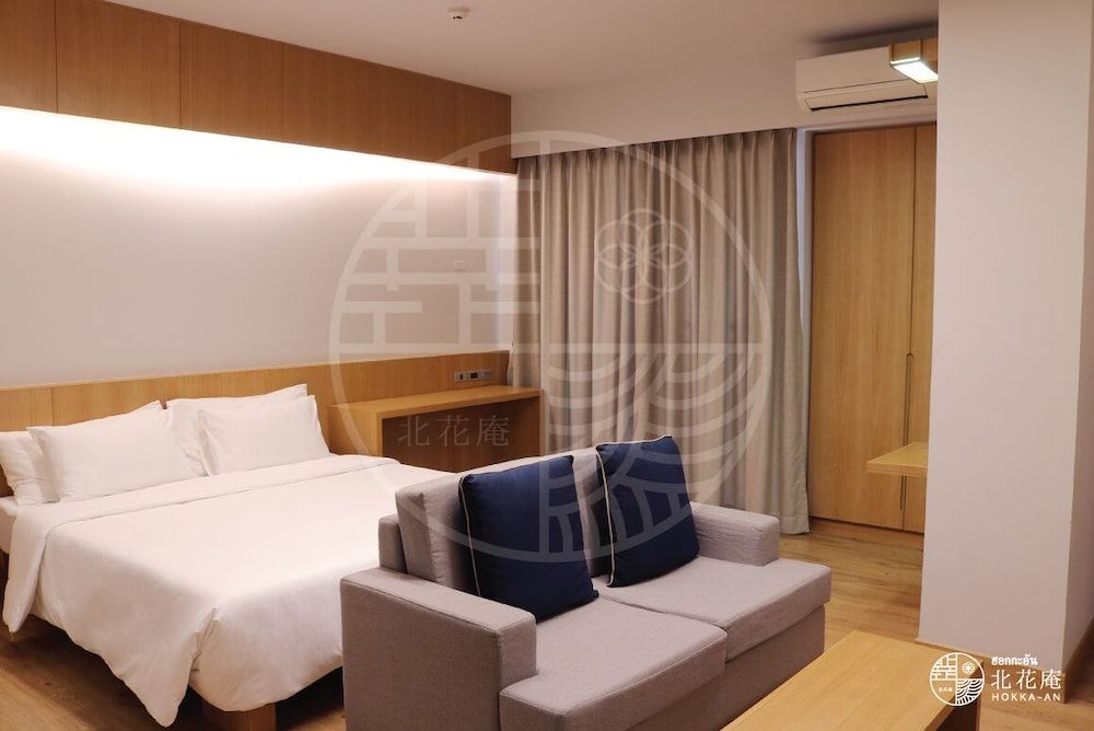 undefined Raveevan Hotel Santidham 3