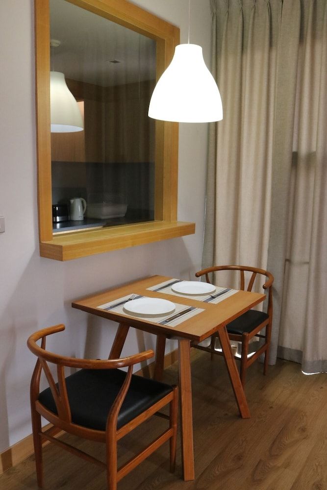 Raveevan Hotel Santidham Superior Room 4