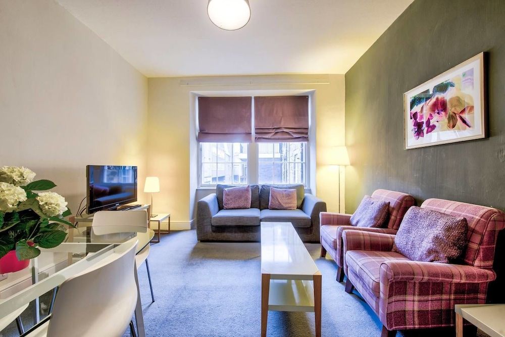 undefined JOIVY Perfect Location! - Stylish & Cosy Rose St Apt