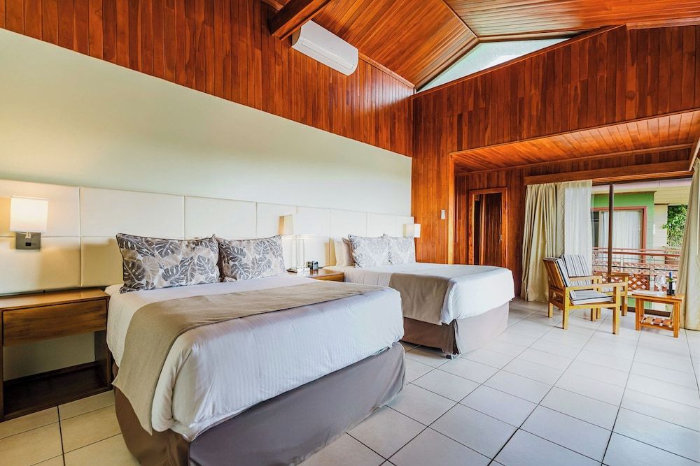 Ficus Sunset Suites Sunset View Queen