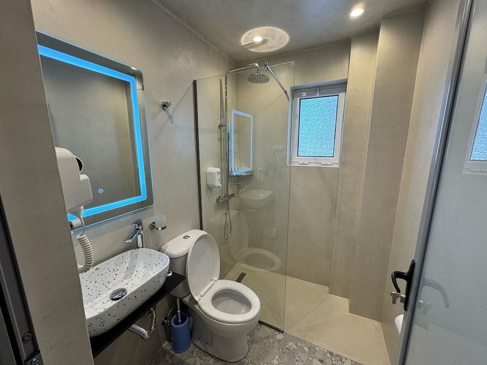 Hotel Driloni Triple Room, Balcony 7