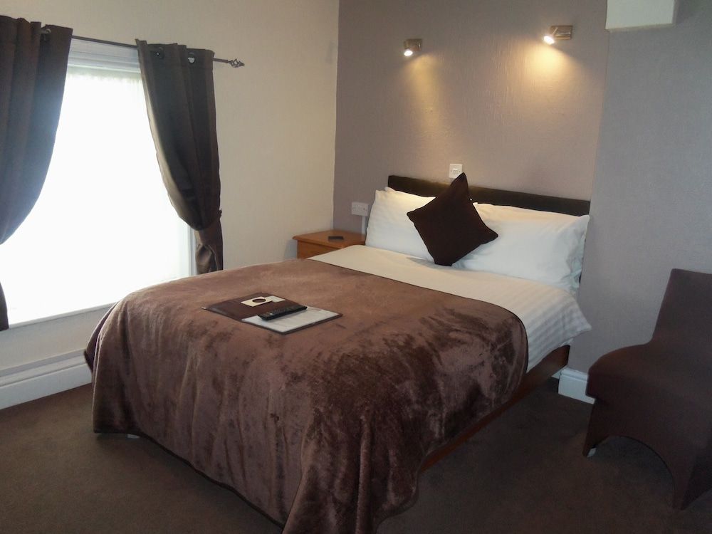 Novello Blackpool Double Room 3
