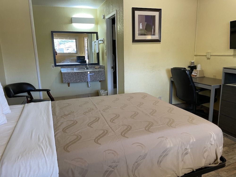 EverGreen Inn & RV Single Room, 1 Twin Bed, Smoking 6