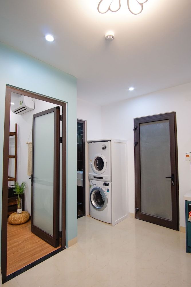 Phuong Tran Apartment and Hotel Deluxe Apartment, 1 Bedroom, Pool Access, Tower 5