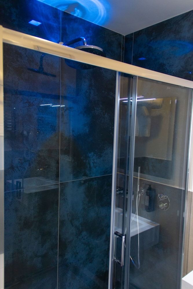 undefined Home at Rome Vatican Suites 10