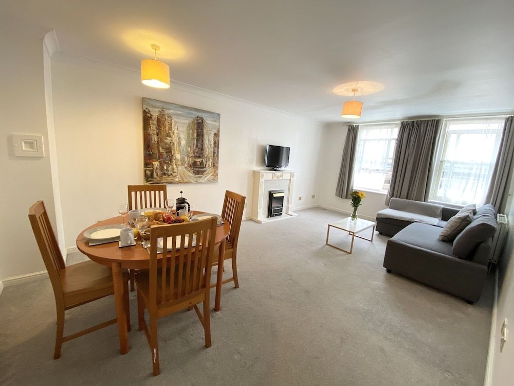Apartment Next to Victoria Station City Apartment, 1 Bedroom 9