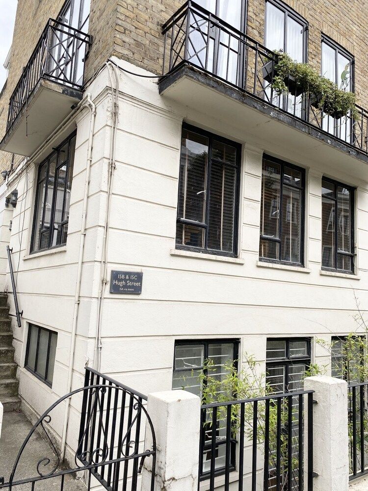 undefined Apartment Next to Victoria Station 3