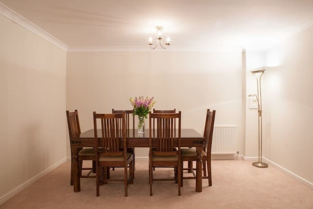 undefined Apartment Next to Victoria Station 5