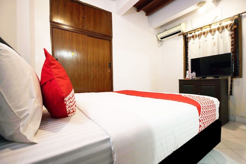 OYO 146 Menteng Residence Near Kementerian Perencanaan Pembangunan Nasional/Badan Perencanaan Pembangunan Nasional (Kementerian PPN/Bappenas) Standard Double Room, Non Smoking 6