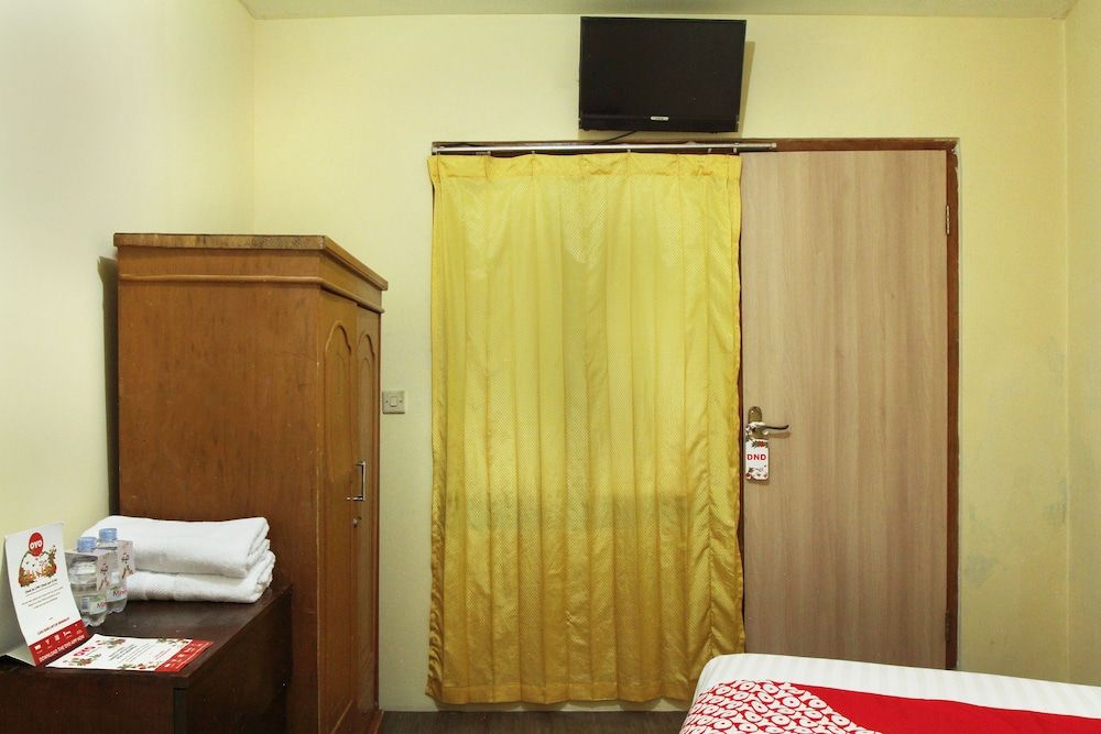 OYO 146 Menteng Residence Near Kementerian Perencanaan Pembangunan Nasional/Badan Perencanaan Pembangunan Nasional (Kementerian PPN/Bappenas) Standard Single Room, Non Smoking 8