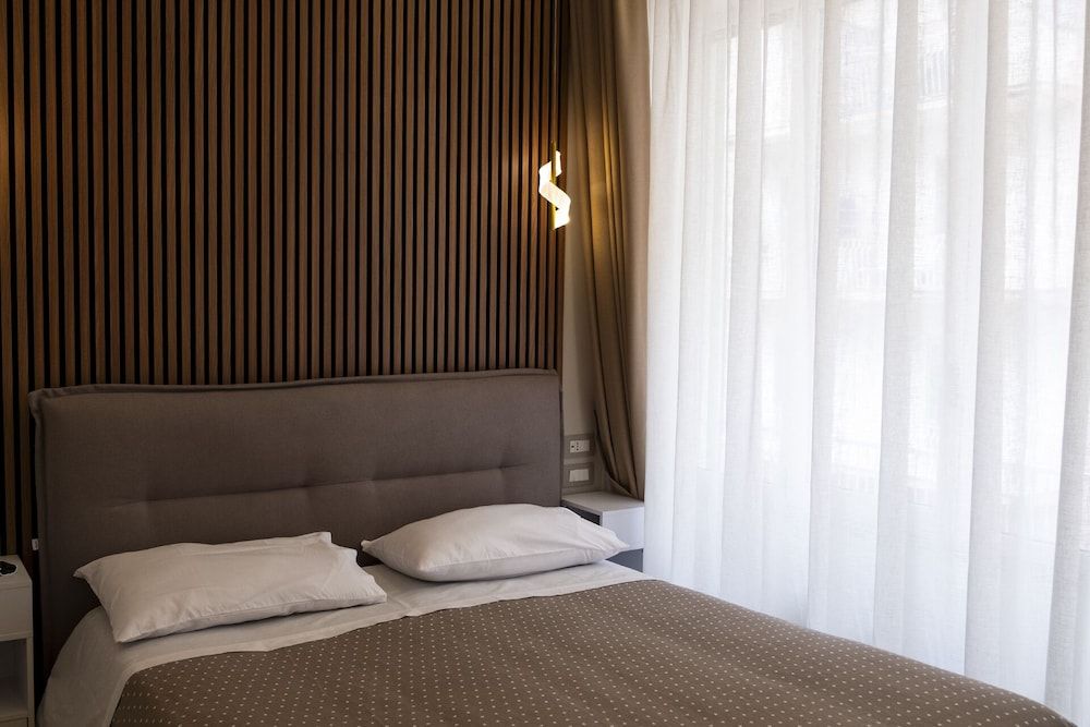 Domus Monasteire Doppia Superior, 1 letto matrimoniale, bagno privato, vista citt (102)