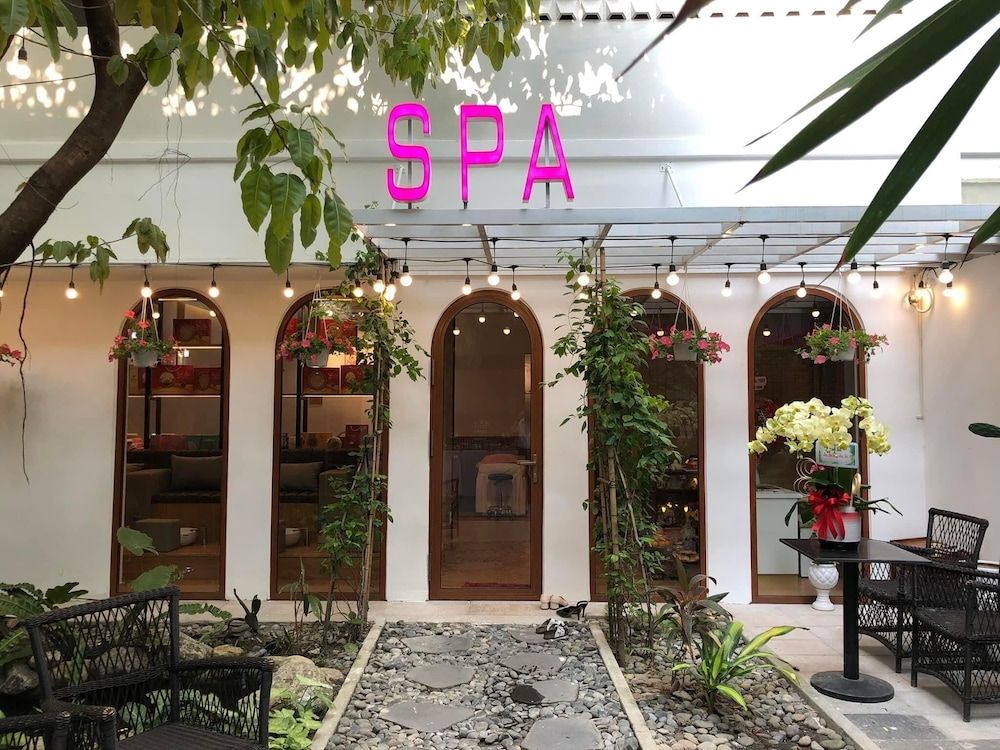 undefined Danapearl Riverside Condotel 5