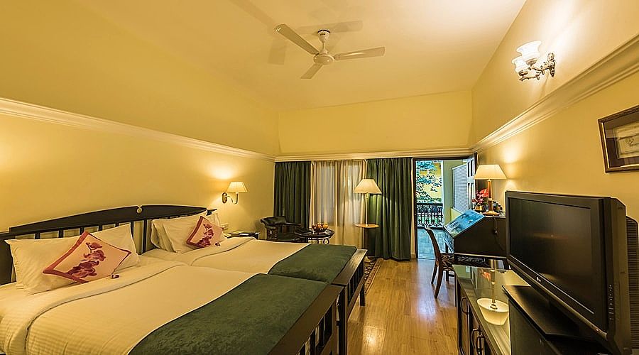 Luxury Heritage with Lawn view Balcony