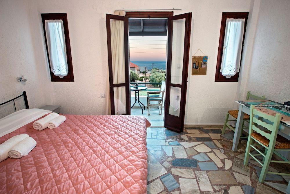 New Aurora Apts Studios Studio, Balcony, Sea View 6