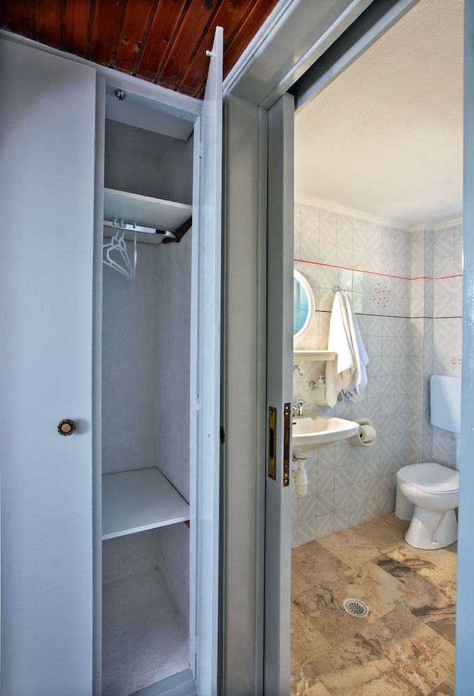 New Aurora Apts Studios Apartment, 1 Bedroom, Terrace, Garden View 10