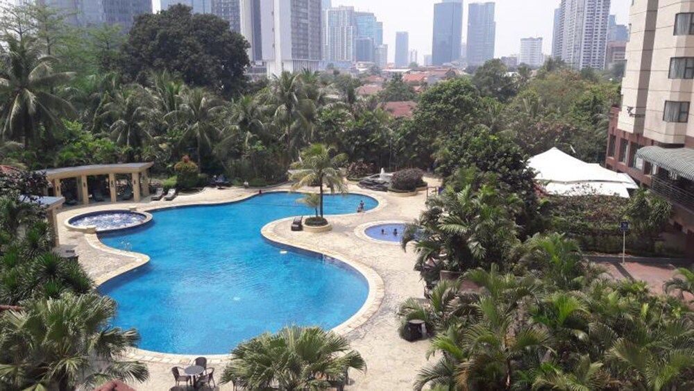 undefined Luxury 3Br Apartment At Sudirman Tower Condominium 4