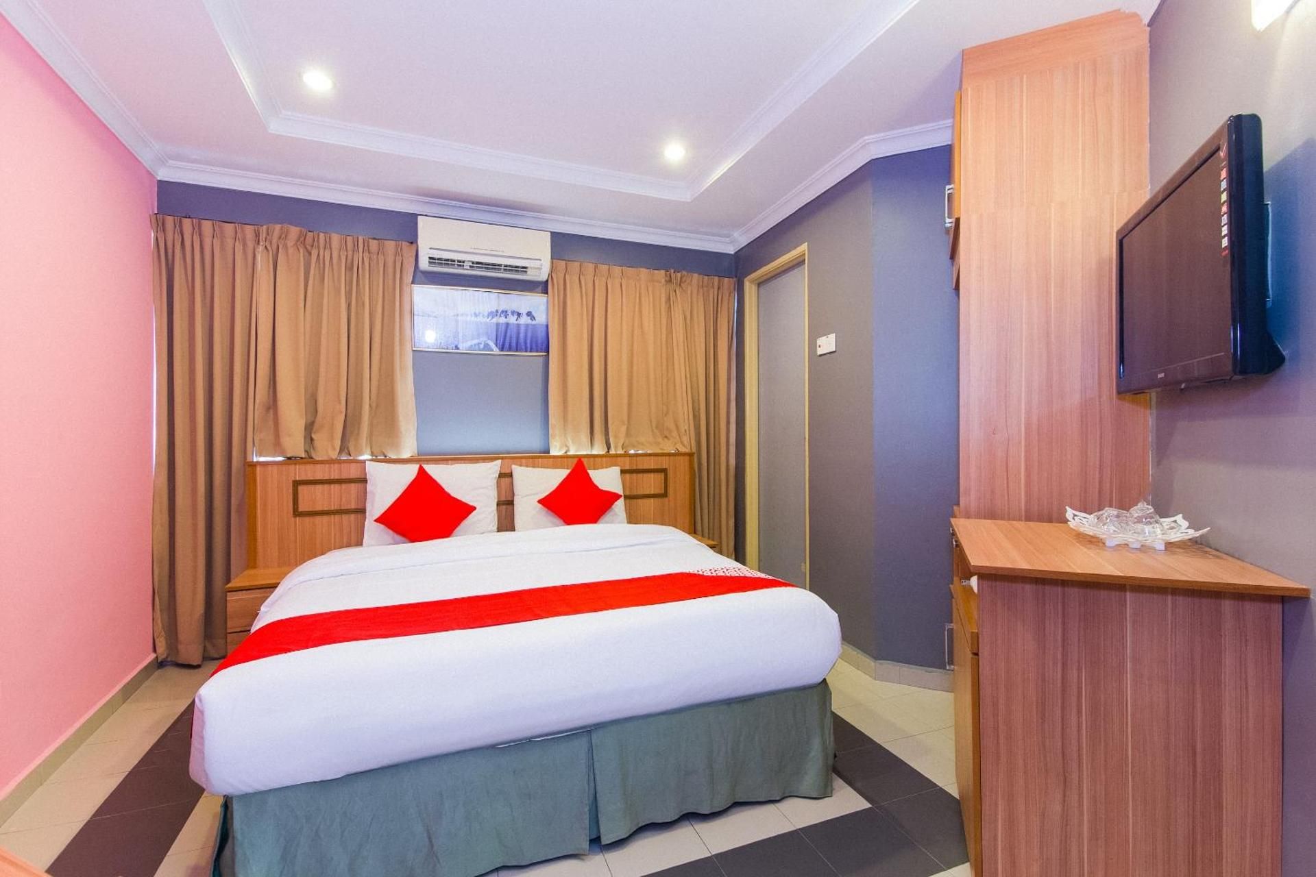 undefined Hotel O Comfort 5