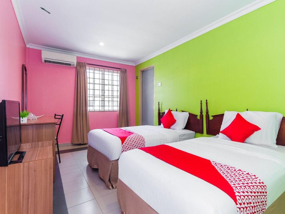 OYO 746 Hotel Comfort