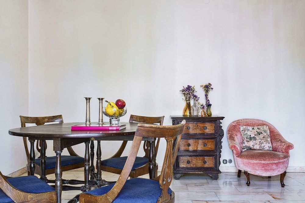 Relax in giardino a due passi dal porto Apartment 8