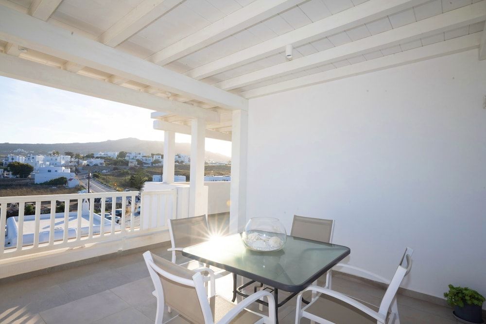 Mykonos Dot Apartments Deluxe Apartment, 1 Bedroom, City View 8