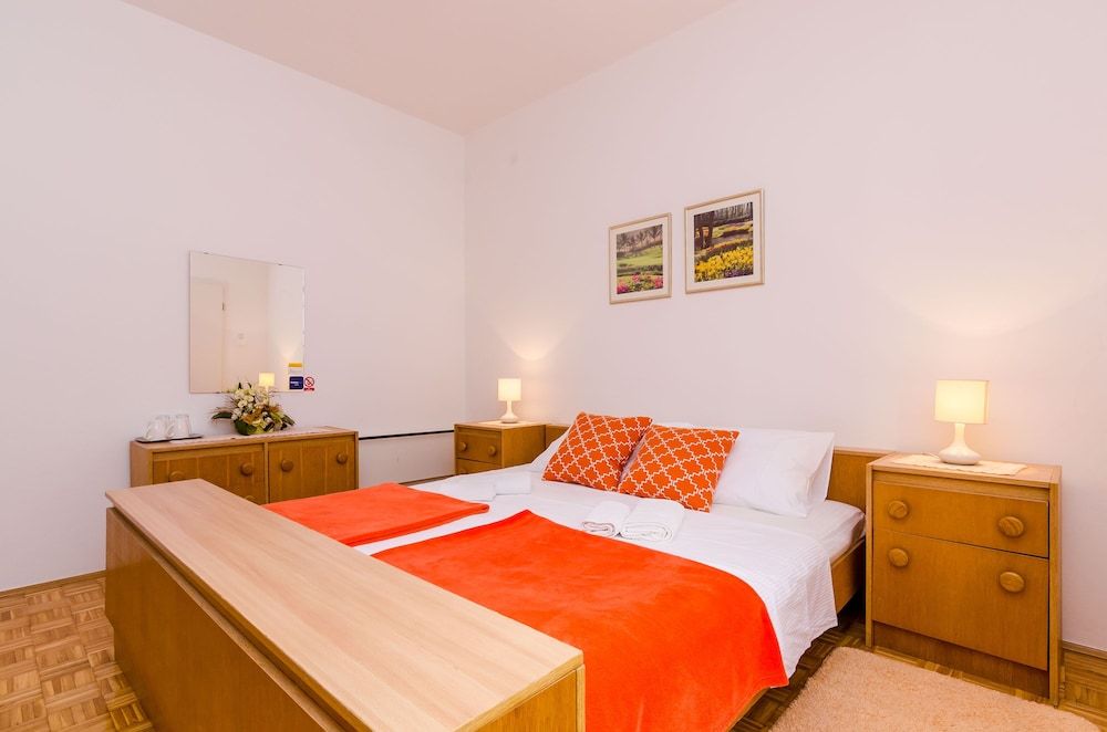 Rooms Batina Double Room (Standard Double Room-2) 5