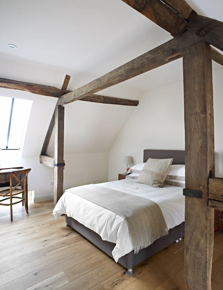 Romantic Cottage, Ensuite, Garden View (Pear Tree)