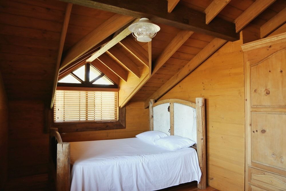 Maple Resort Cabin, 3 Bedrooms 2