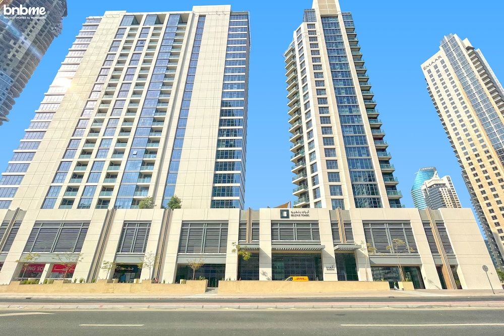 undefined 1B-Bellevue Tower 2-1902 by bnbme homes 2