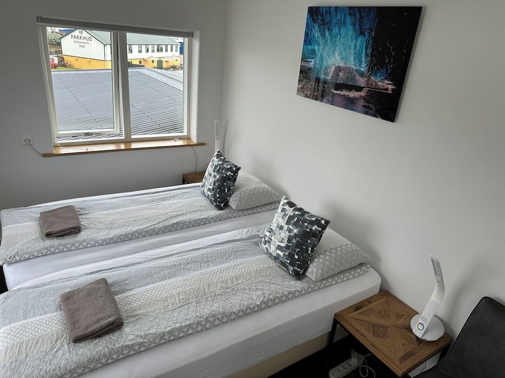 Guesthouse Dyngja House, 5 Bedrooms 9