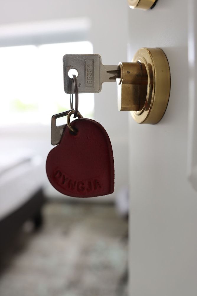 Guesthouse Dyngja Double Room, Shared Bathroom (Small) 5