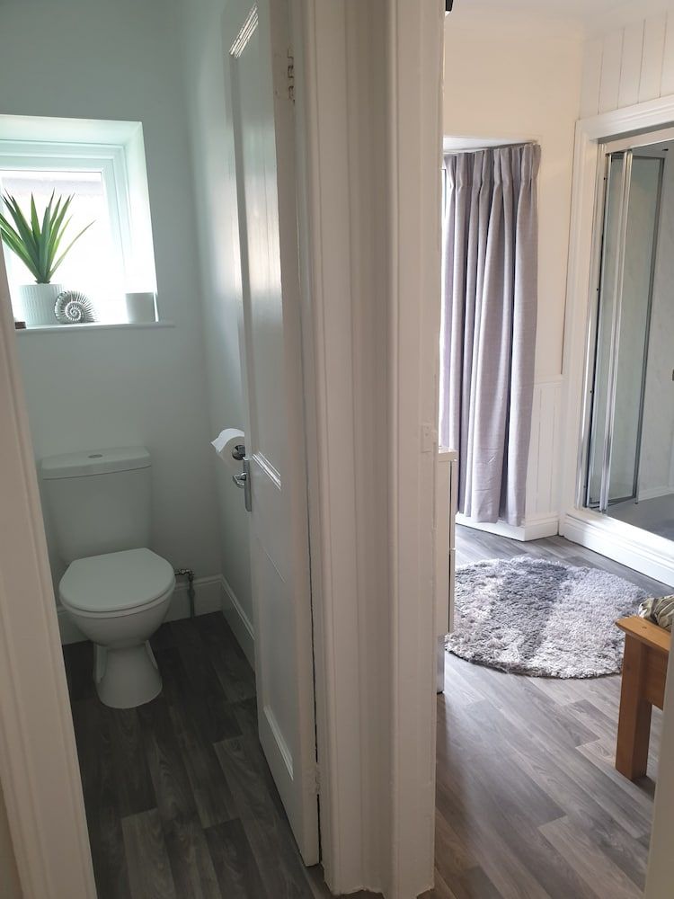 Bay Lodge Single Room 2