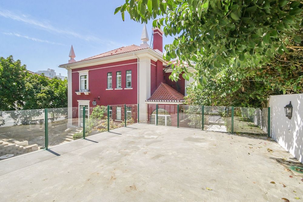 undefined Alvalade Palace 10