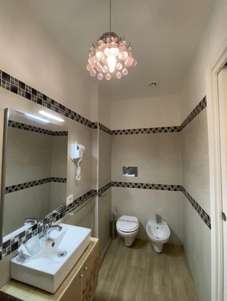 Rome Sweet Home Vatican Dalia 6