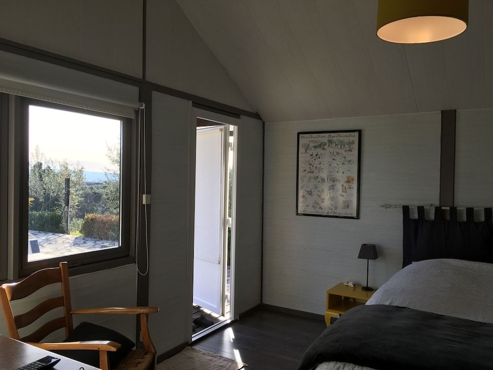 Chambres d'hôtes - La Villa des Poètes Double Room (Cabanon) 6