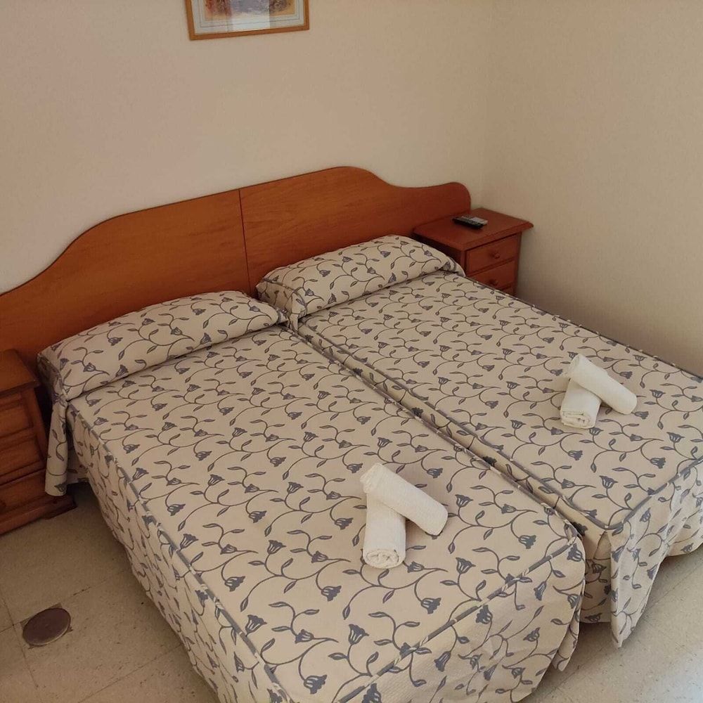Hospedaje Benacazón A49 Basic Twin Room 7