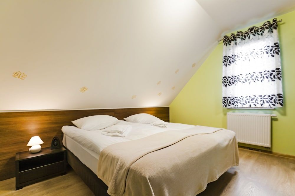Apartment (Komuny Paryskiej 49/2)