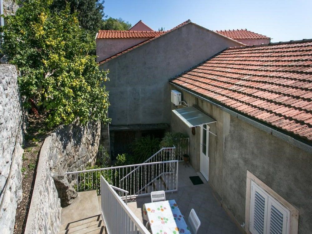 undefined Apartments Anka 5