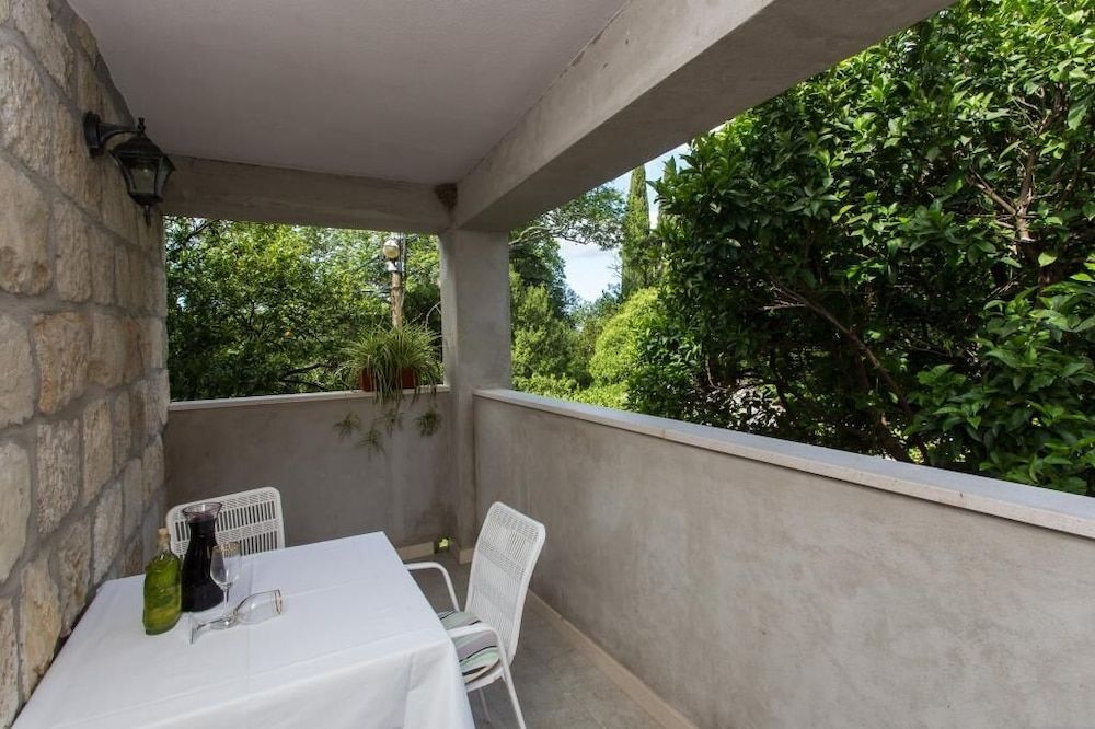 undefined Apartments Anka 9