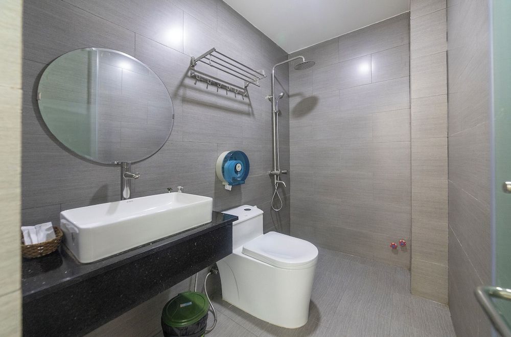 Mega Sky Dalat Hotel Deluxe Double Room 6