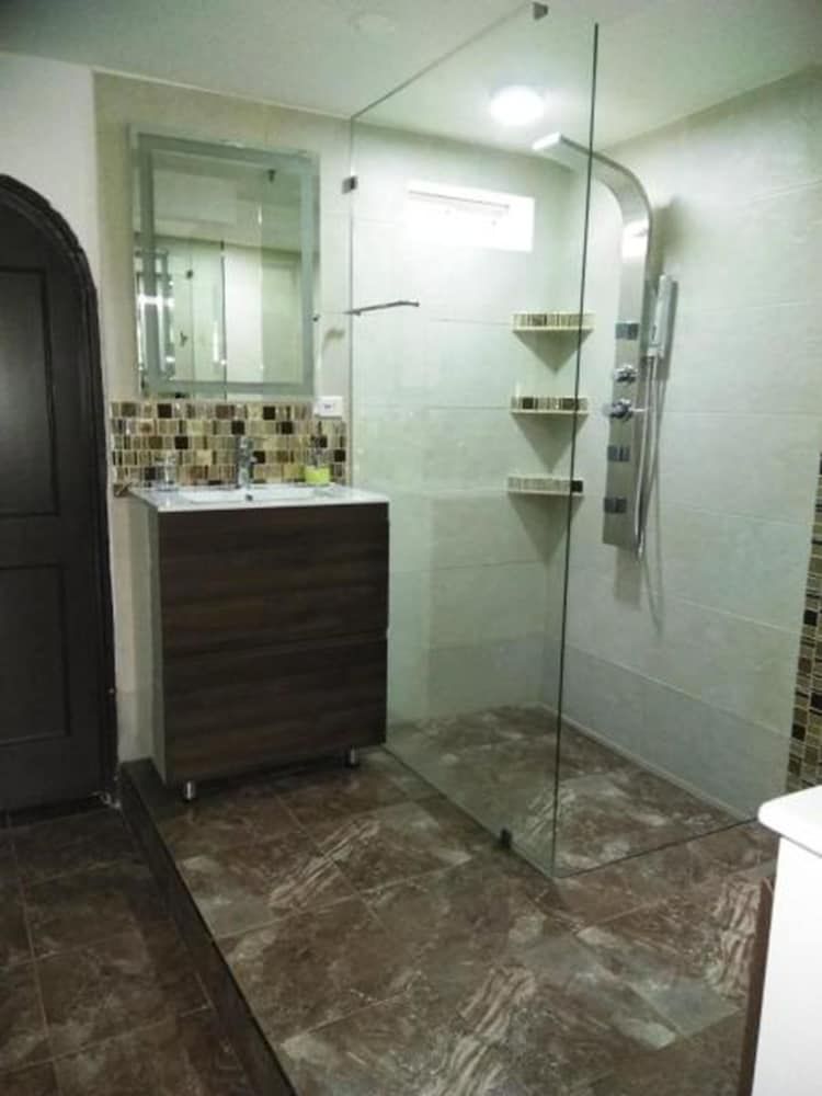 Double Room, 1 Double Bed