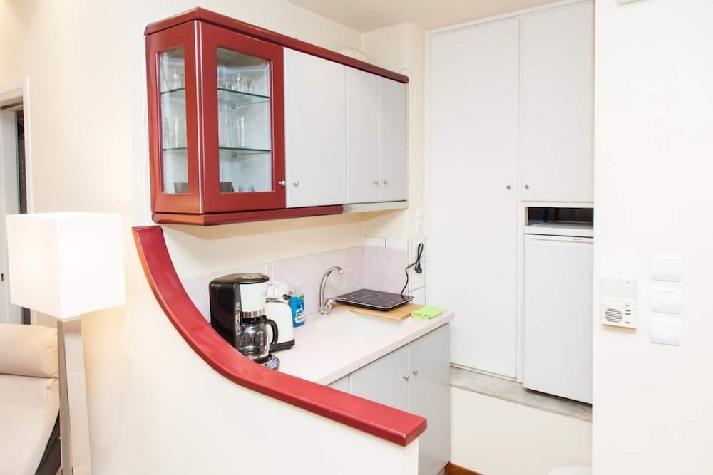 undefined Centrally Located Studio In Athens 8