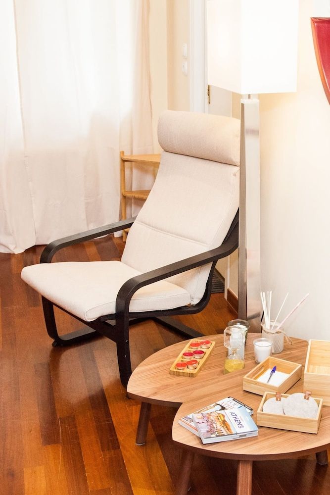 undefined Centrally Located Studio In Athens 6