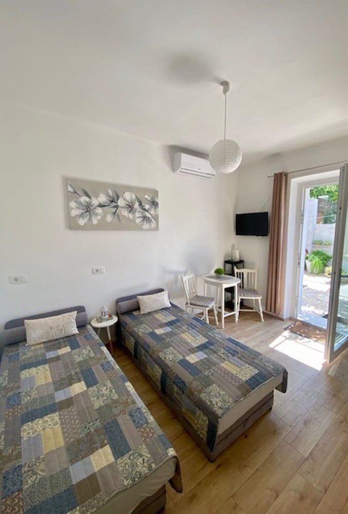 Studios IM City Studio 2