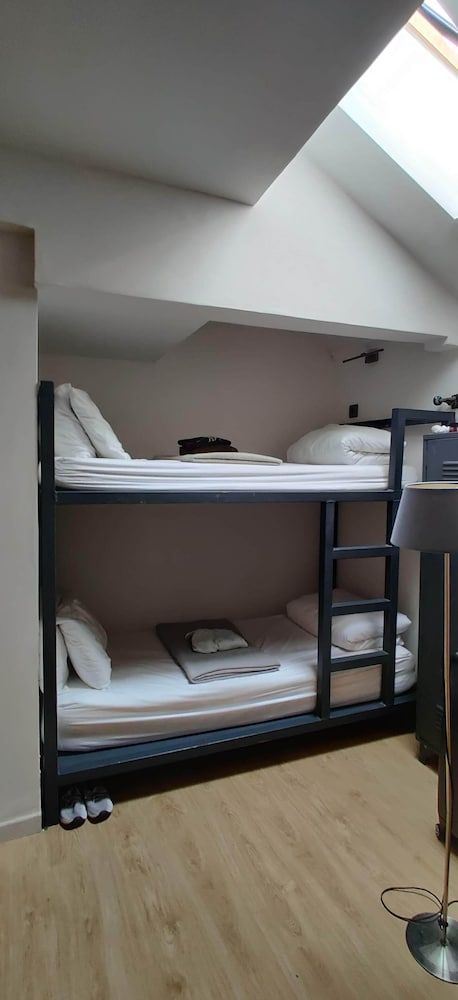 Caruma Surf Hostel & Suites Standard Shared Dormitory 5