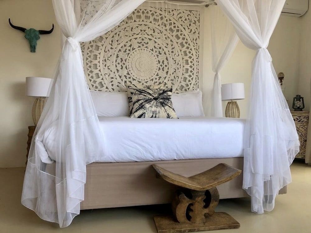 The Wild Blue Lodge SAFARI & SPA Luxury Figue Tree Cottage (3) 4