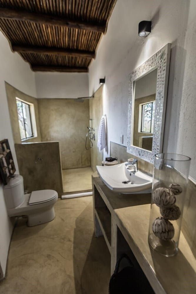 The Wild Blue Lodge SAFARI & SPA Luxury Figue Tree Cottage (3) 8