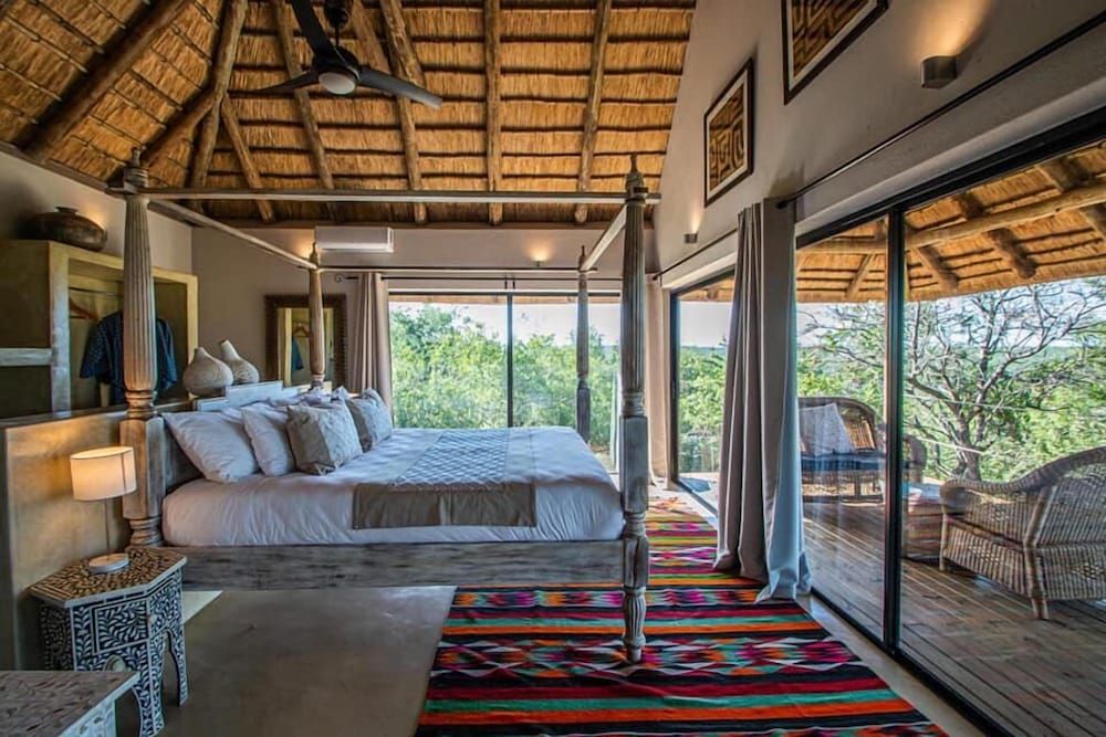 The Wild Blue Lodge SAFARI & SPA Luxury Baobab Tree Cottage (1) 3
