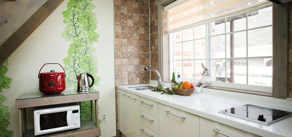 Soo Pension Duplex, Kitchenette (103) 5